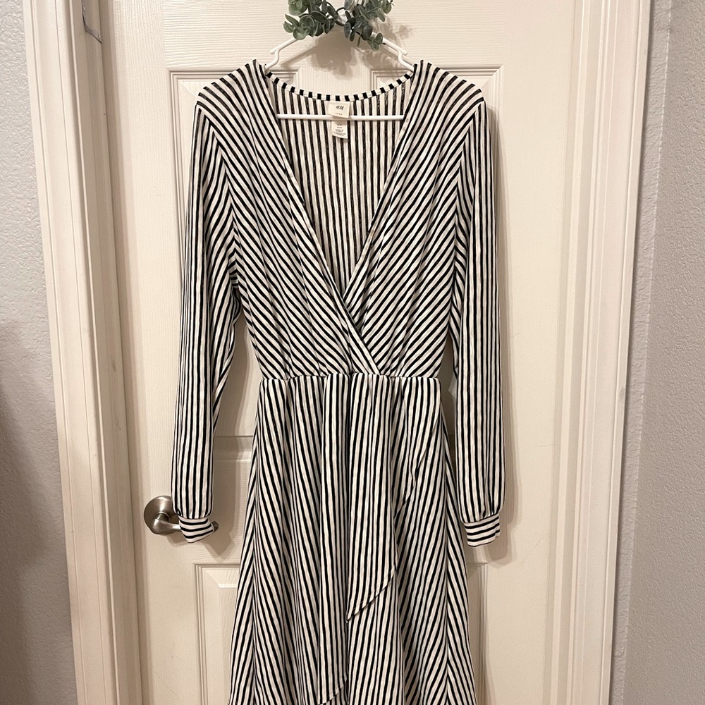 H&M dress